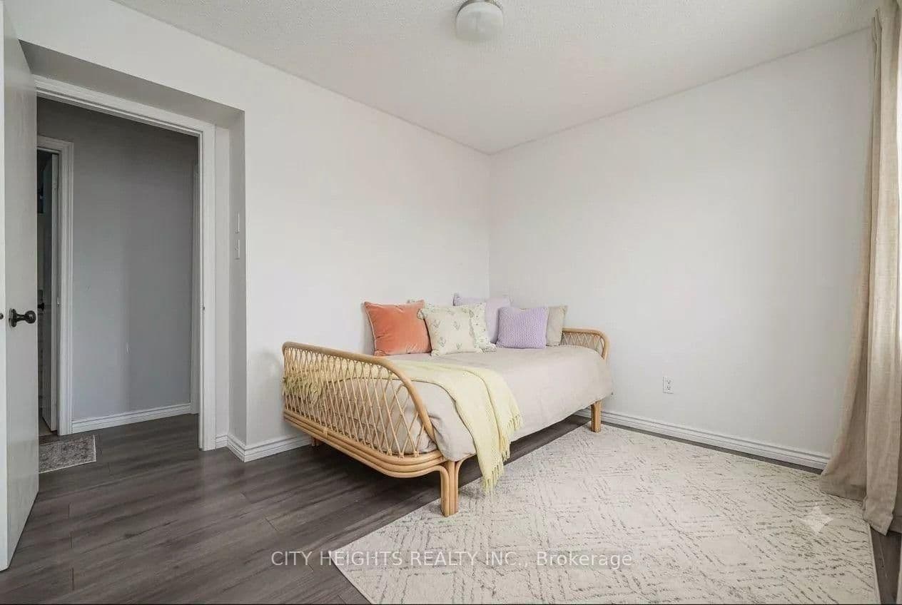 510 Essa Road, Unit 44 - Image 1