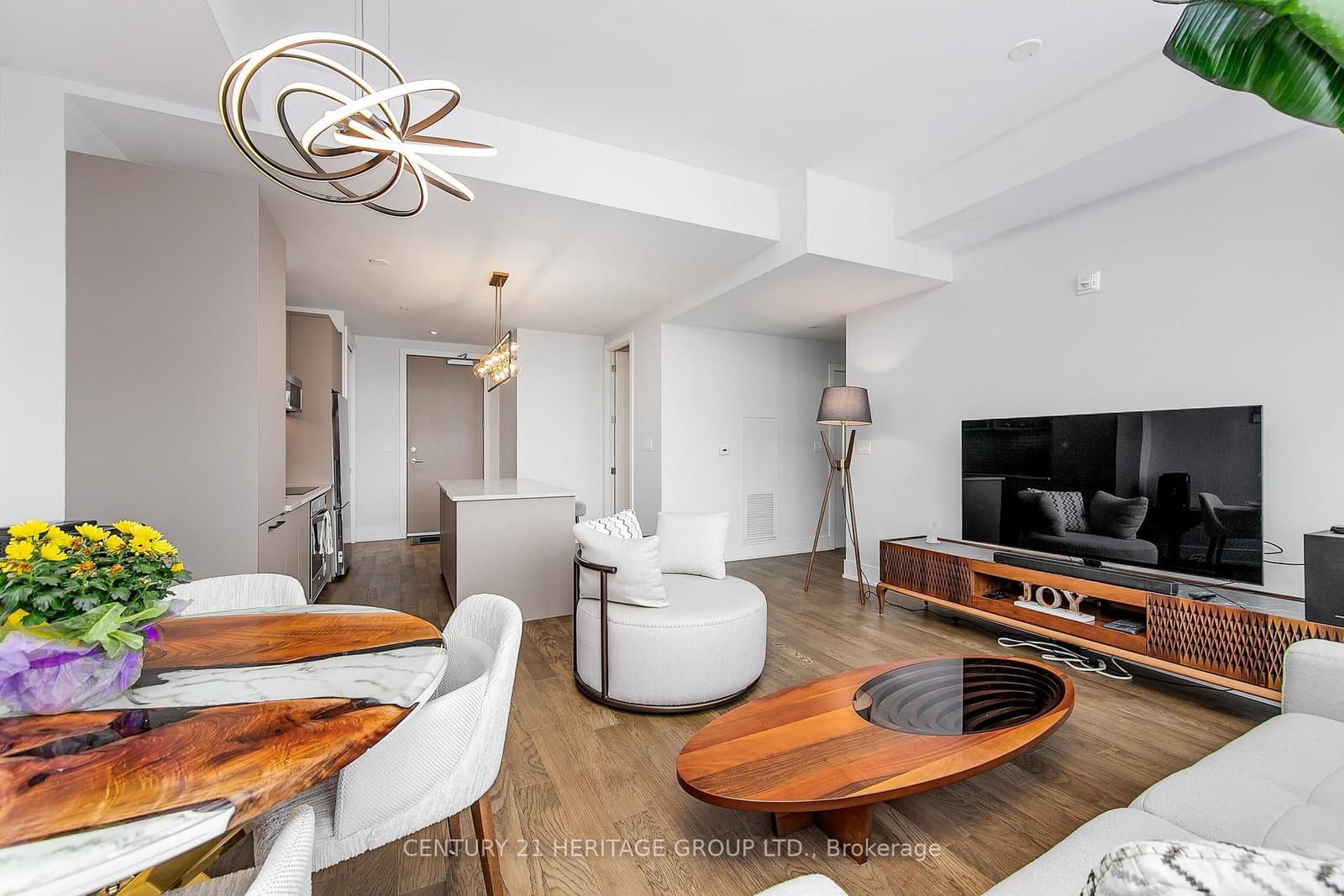 185 Dunlop Street E, Unit 922 thumbnail 16