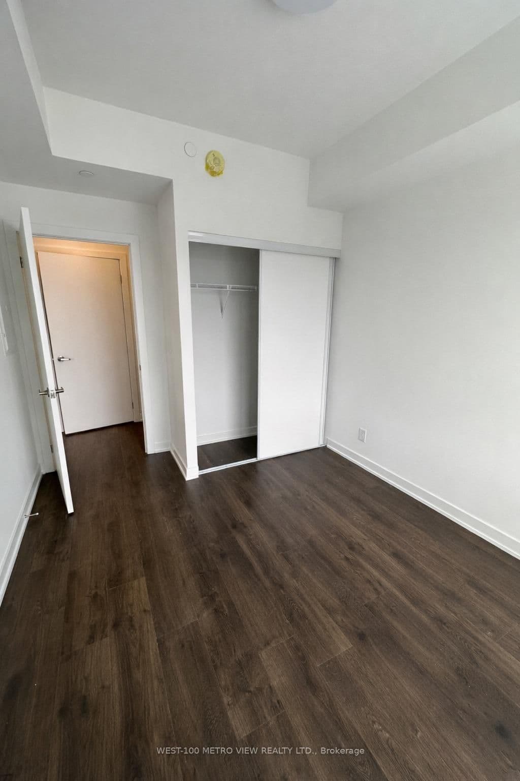 56 Lakeside Terrace, Unit 704 thumbnail 10