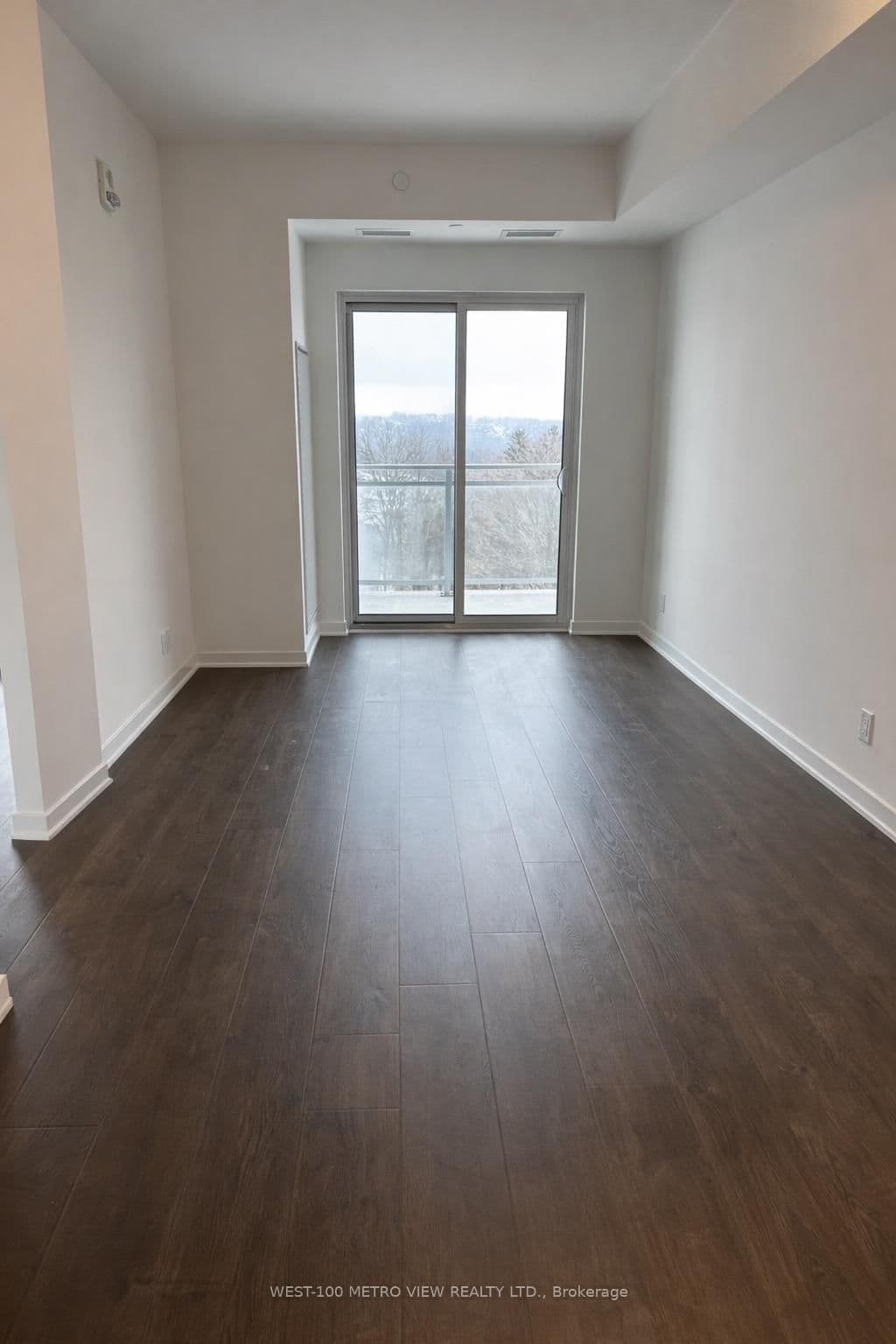 56 Lakeside Terrace, Unit 704 thumbnail 4