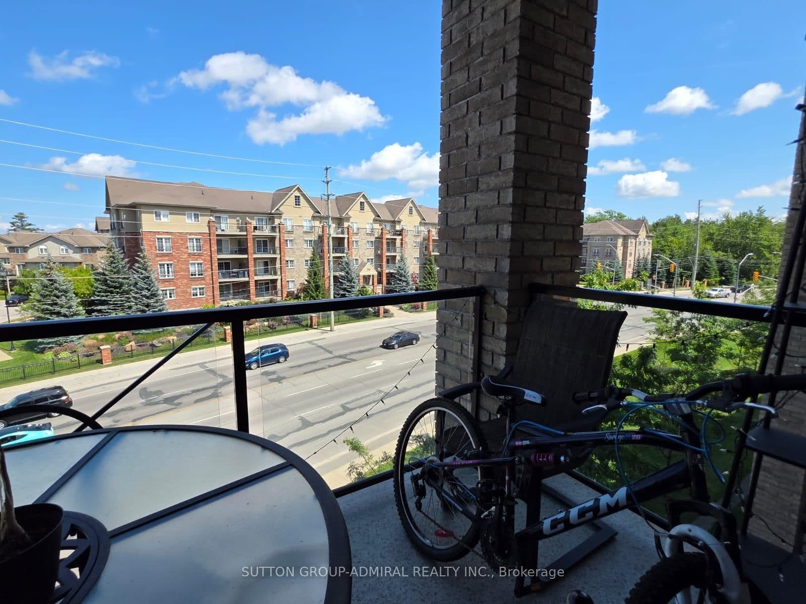 40 Ferndale Drive, Unit 304 thumbnail 21
