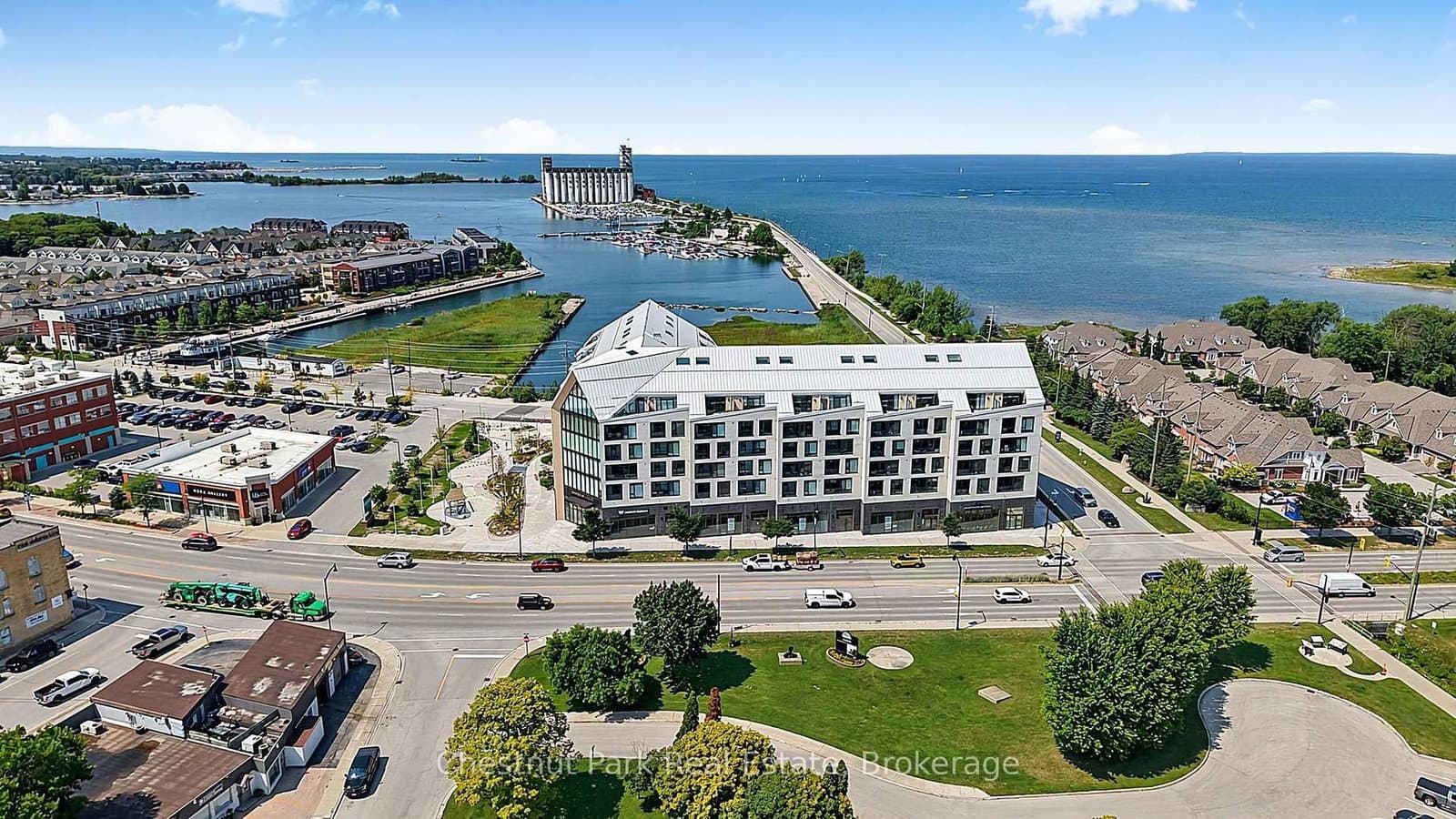 31 Huron Street, Unit 618 thumbnail 2
