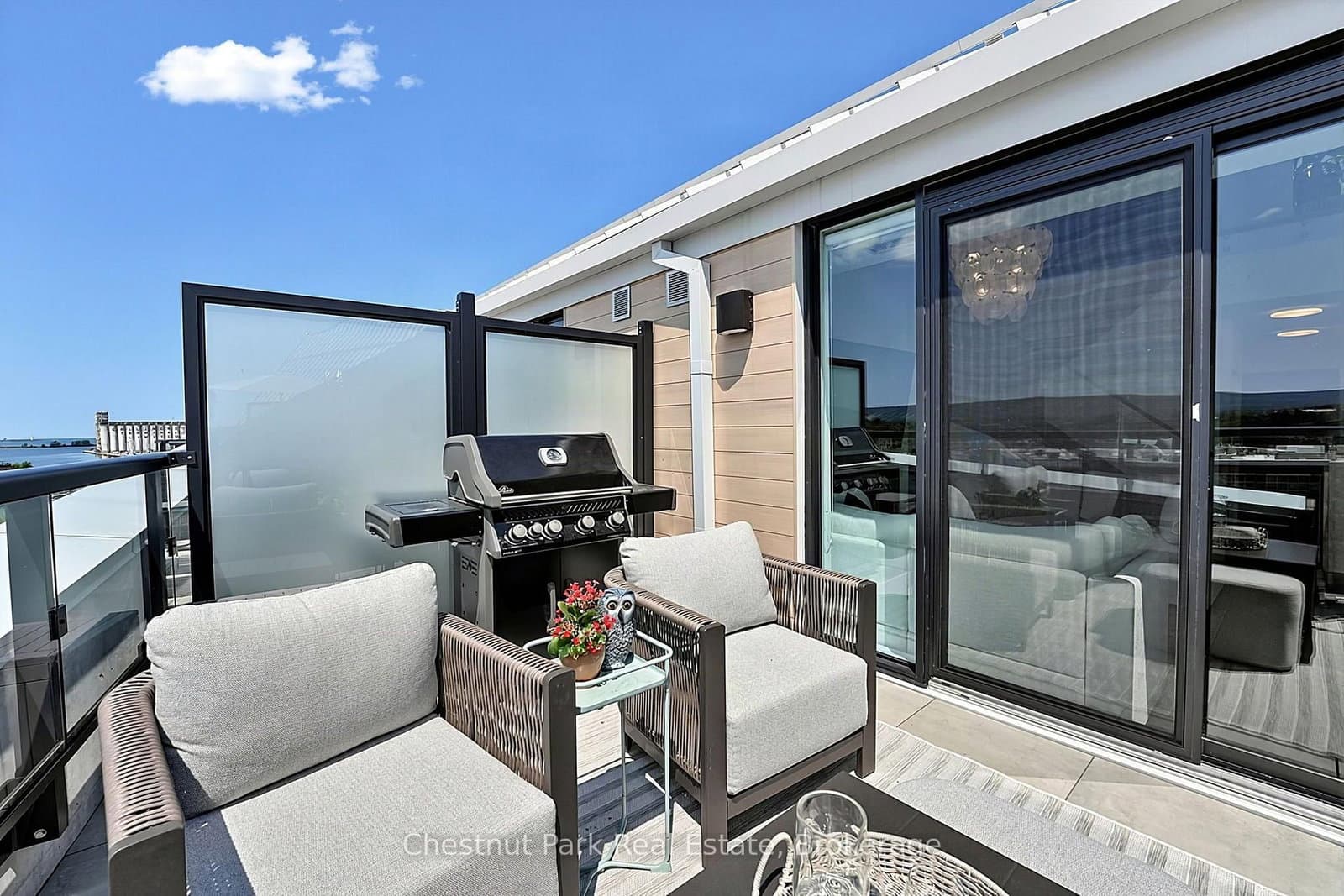 31 Huron Street, Unit 618 thumbnail 30