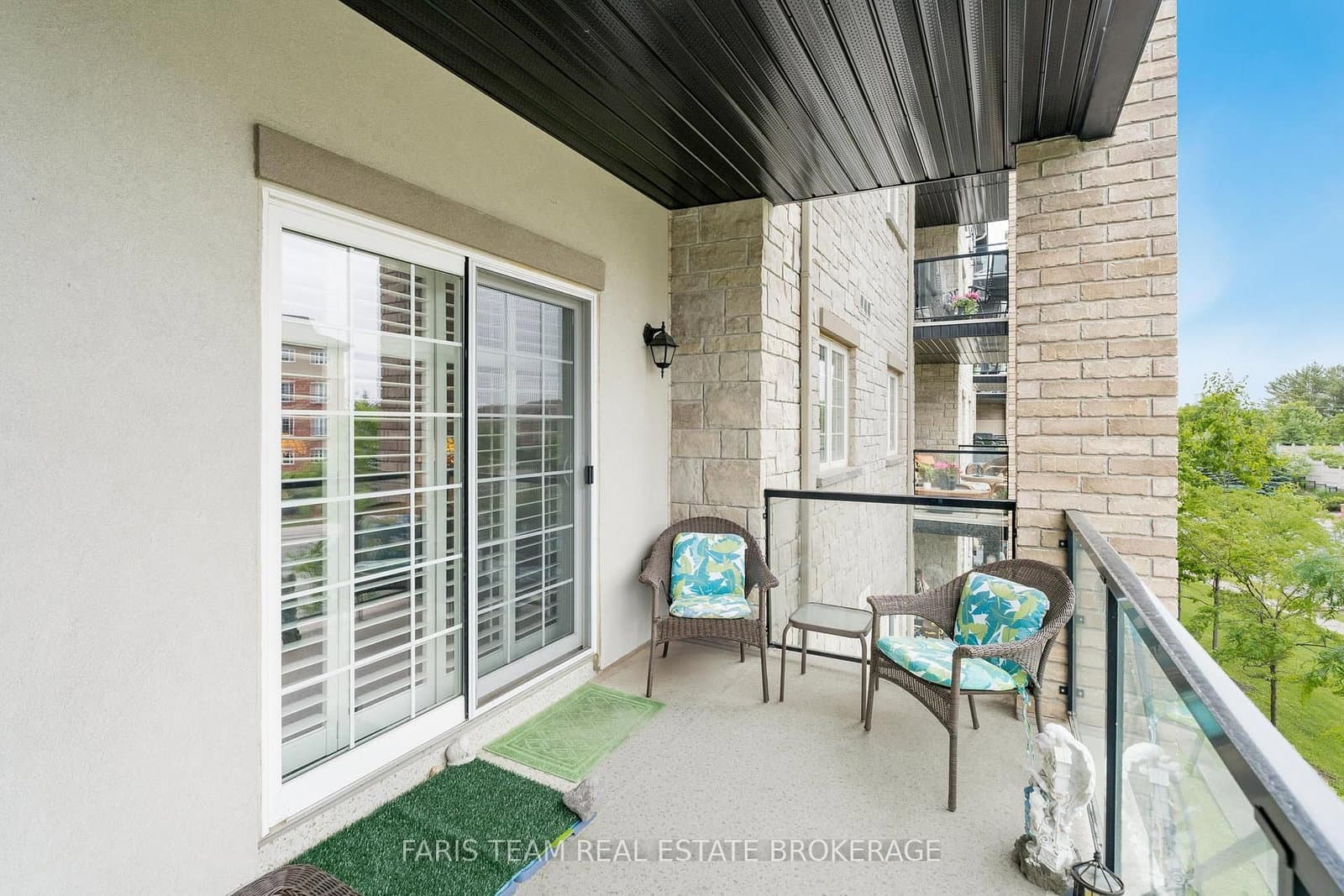 40 Ferndale Drive S, Unit 210 thumbnail 24