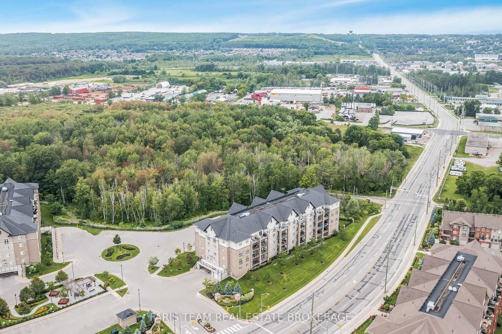 40 Ferndale Drive S, Unit 210 thumbnail 36
