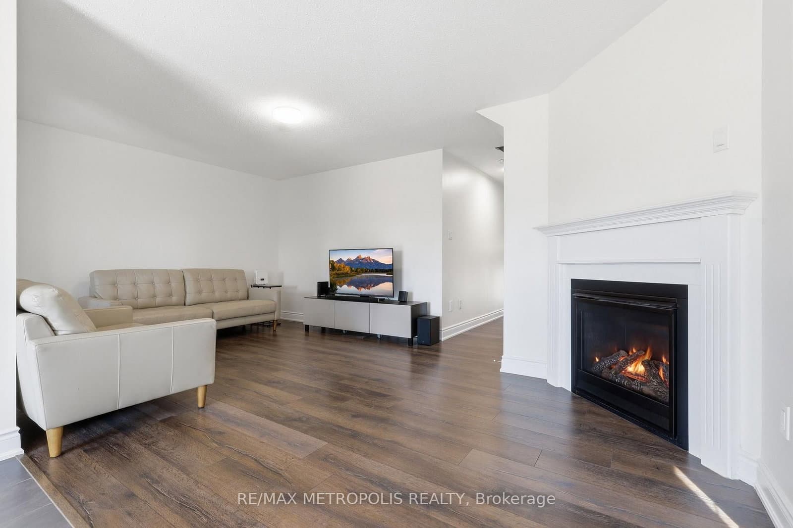 34 Robertson Street thumbnail 17