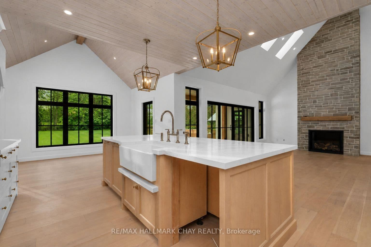 25 Heatherwood Drive thumbnail 16