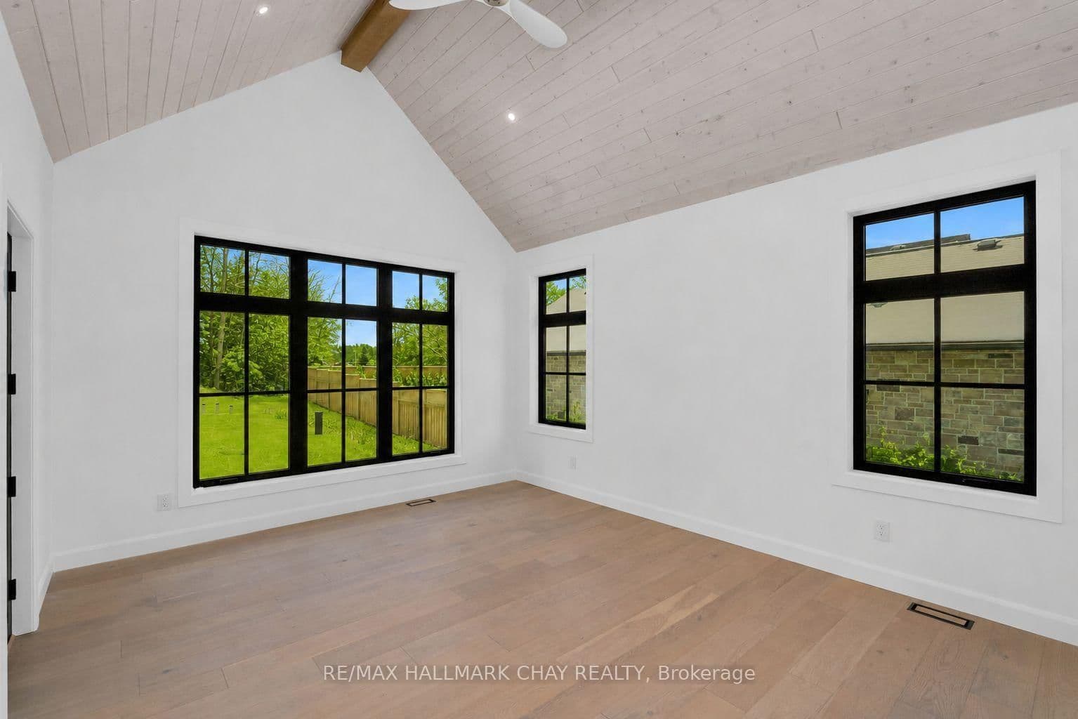 25 Heatherwood Drive thumbnail 24