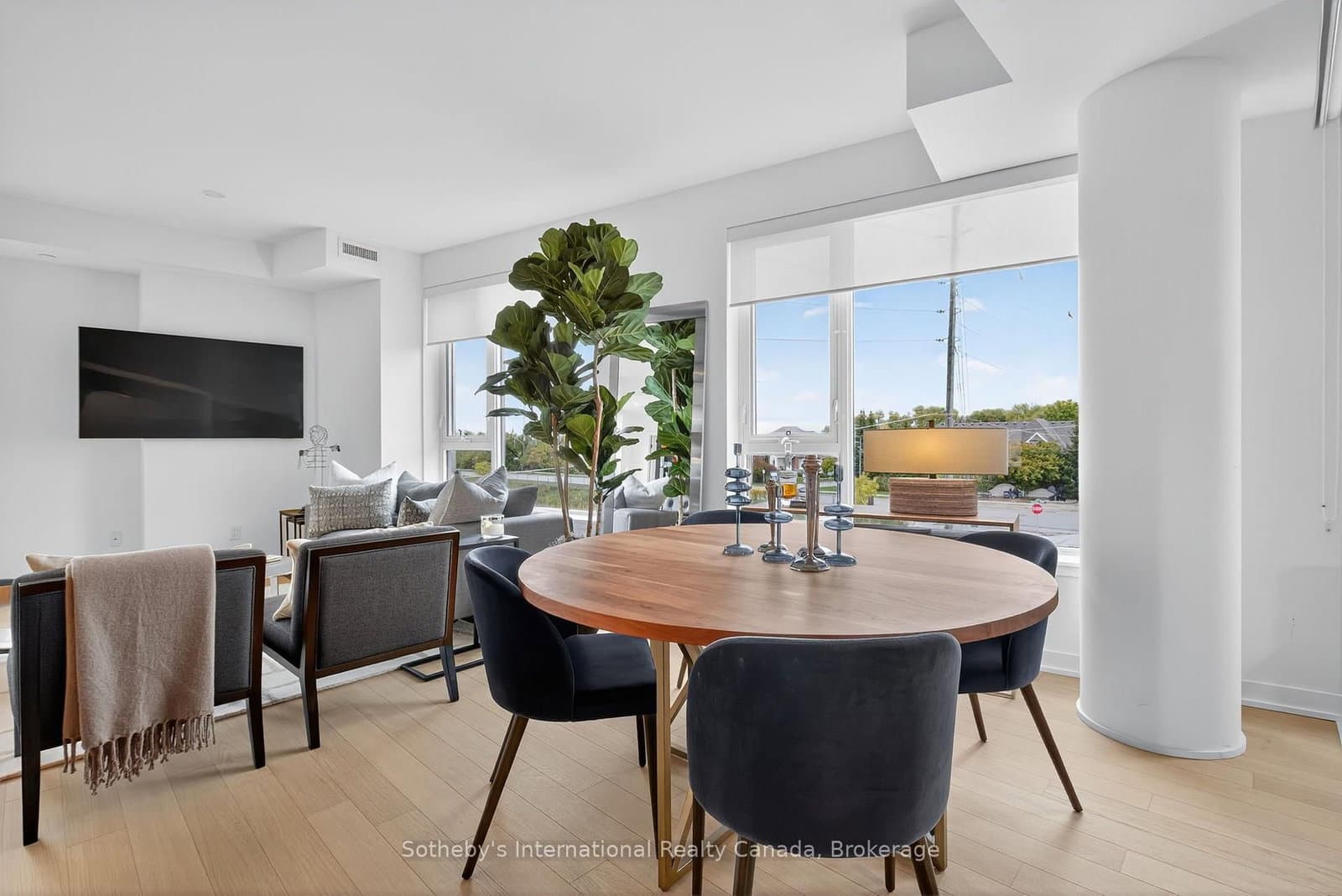 31 Huron Street, Unit 224 thumbnail 11