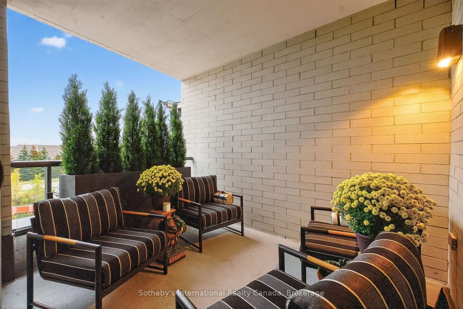 31 Huron Street, Unit 224 thumbnail 25