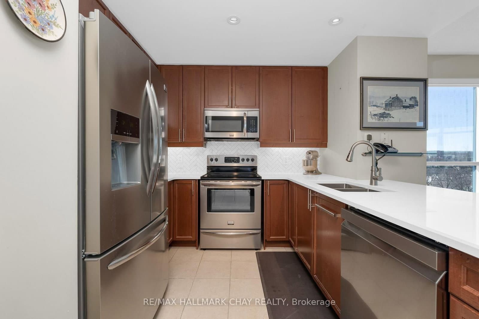 37 Ellen Street, Unit 702 thumbnail 10