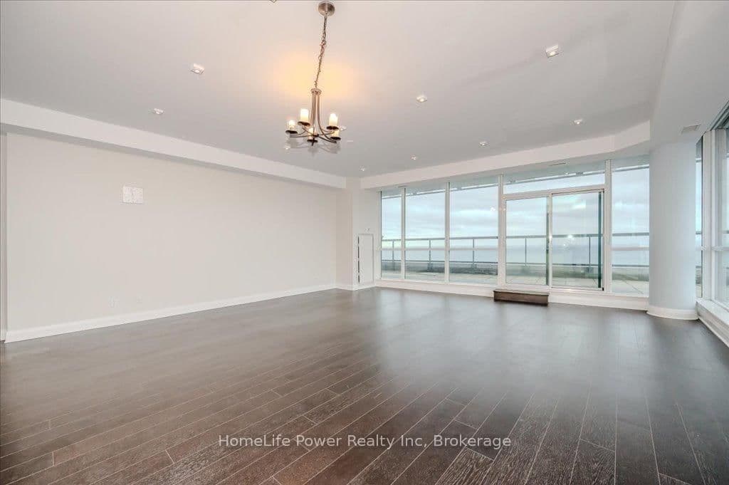 1 Hurontario Street, Unit 2001 thumbnail 15