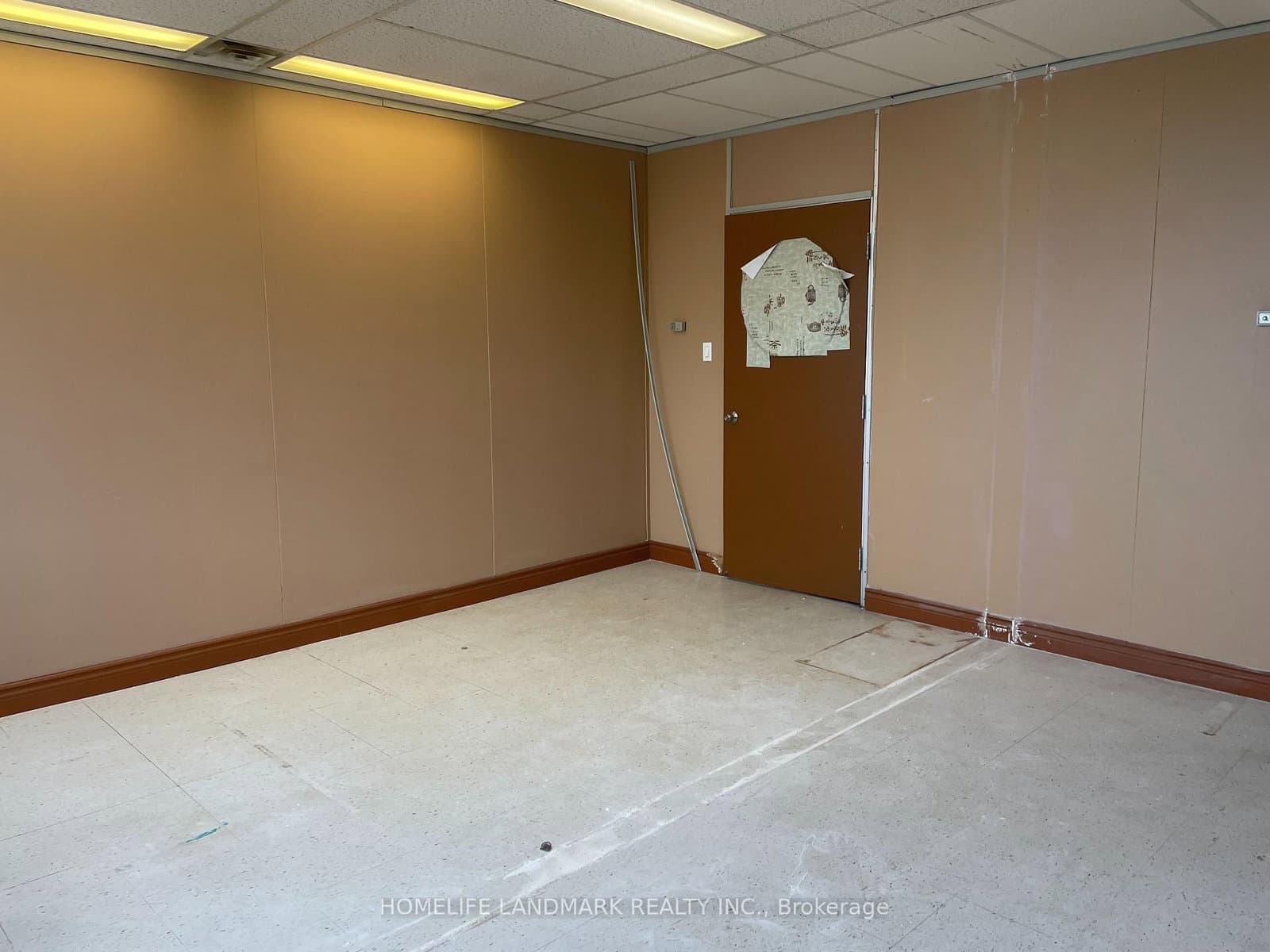 1315 Finch Avenue W thumbnail 11