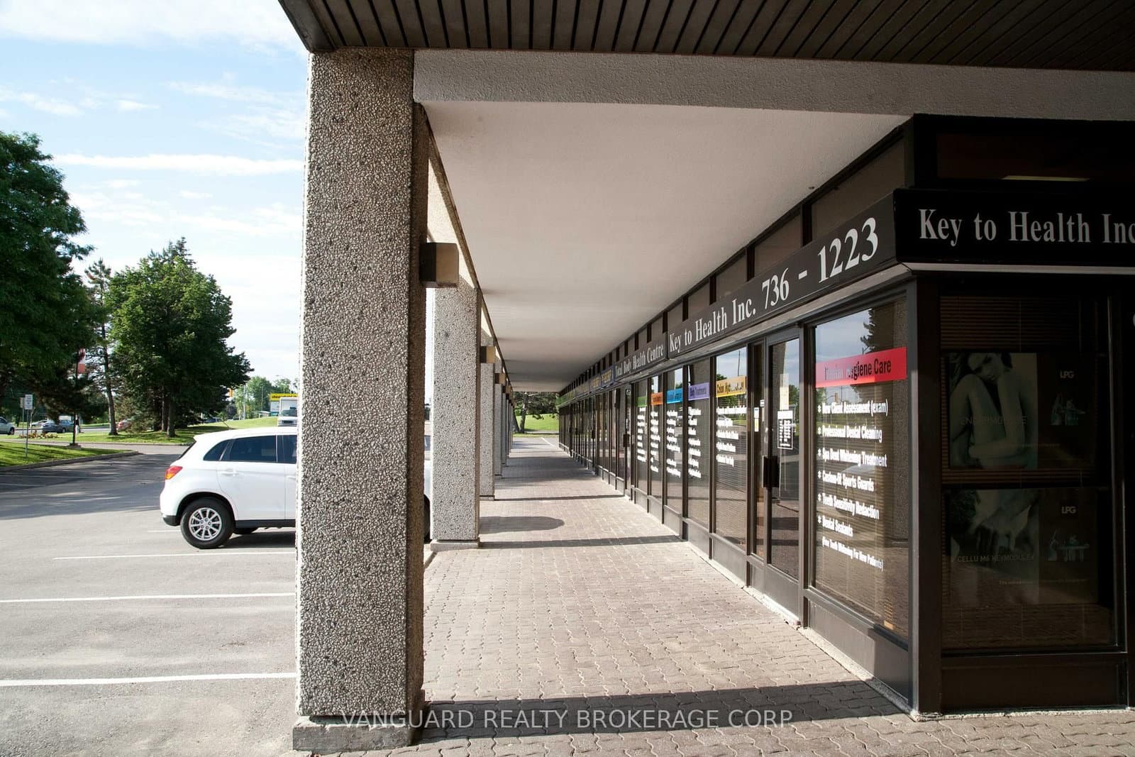 5000 Dufferin Street, Unit 207 thumbnail 3