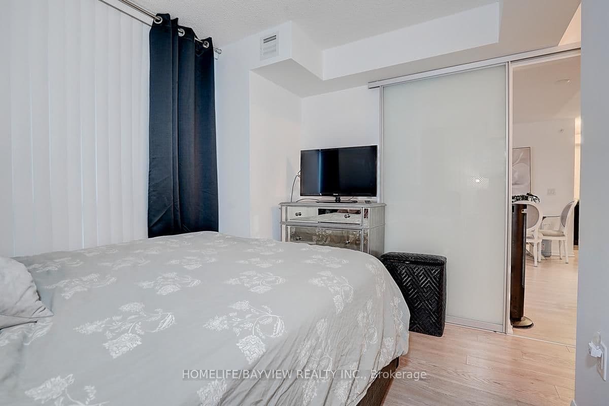 830 Lawrence Avenue W, Unit 2204 thumbnail 11