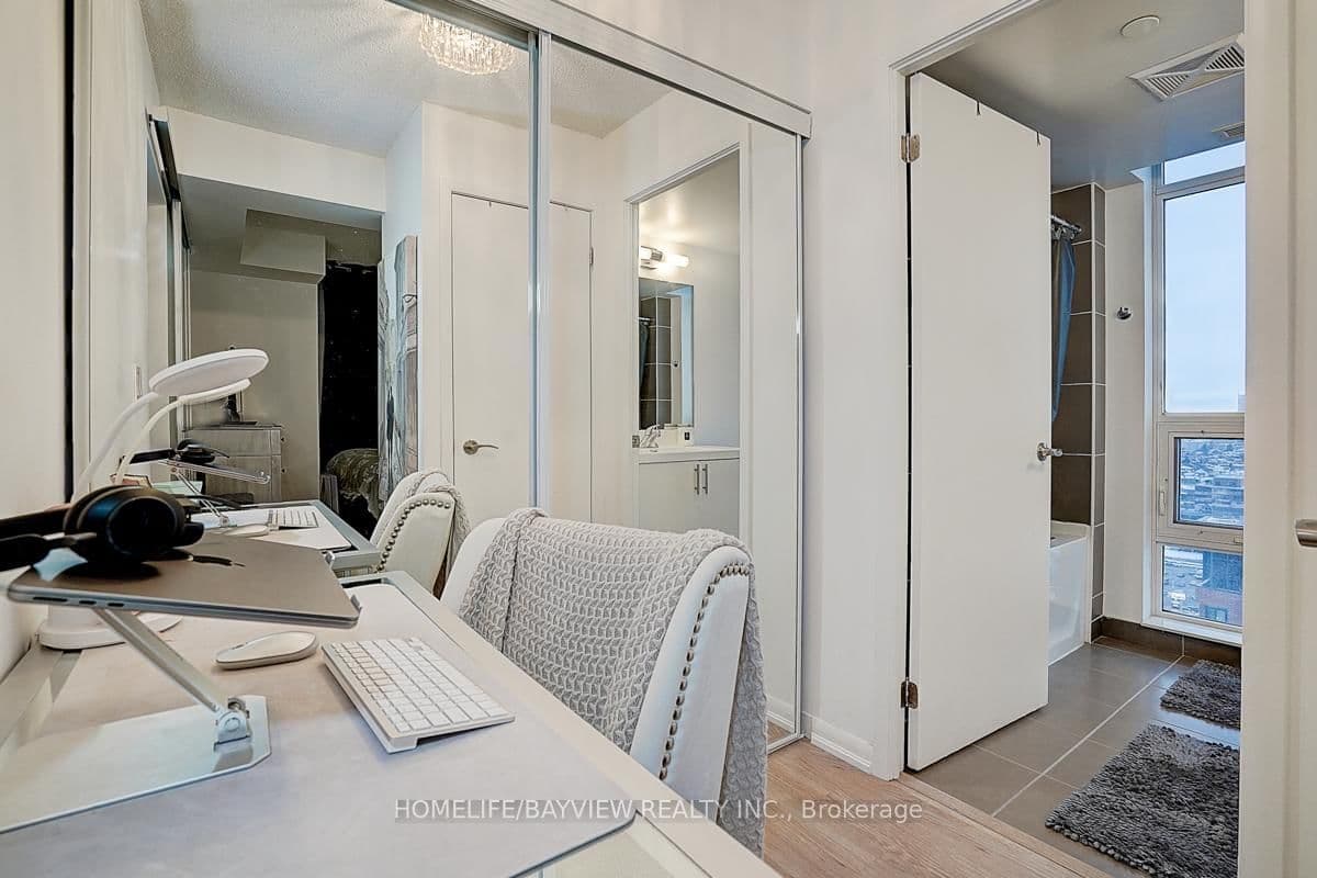 830 Lawrence Avenue W, Unit 2204 thumbnail 12