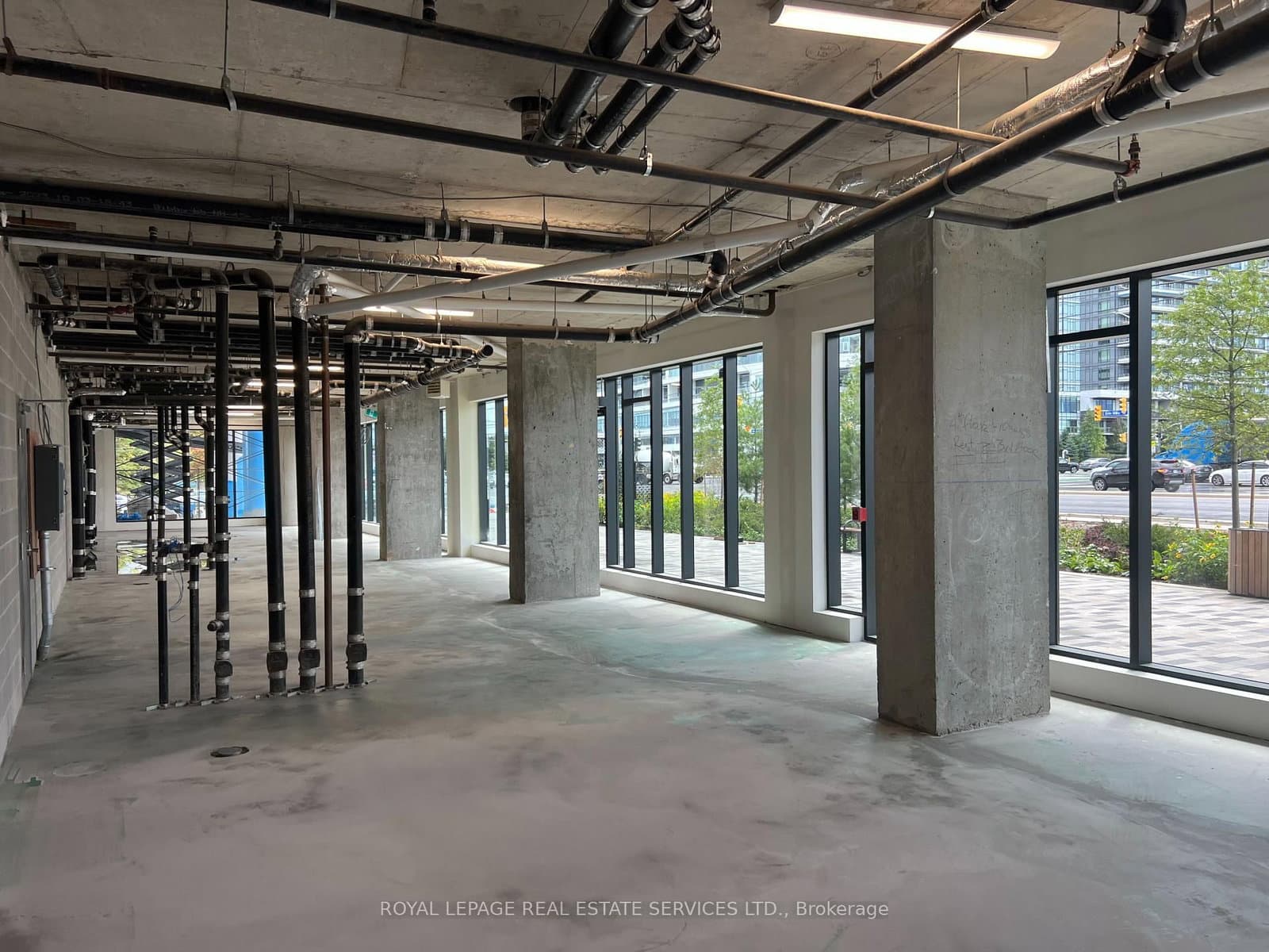 2485 Eglinton Avenue W, Unit 3 thumbnail 5