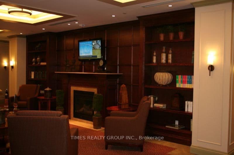 3 Marine Parade Drive, Unit 1705 thumbnail 15