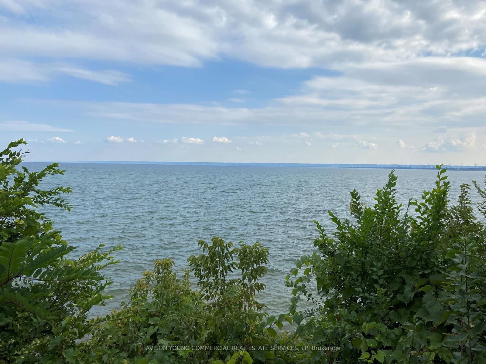 2108 Old Lakeshore Road thumbnail 9