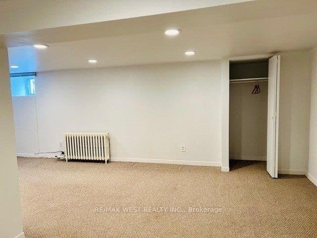 27 Oakview Avenue, Unit Bsmt thumbnail 6