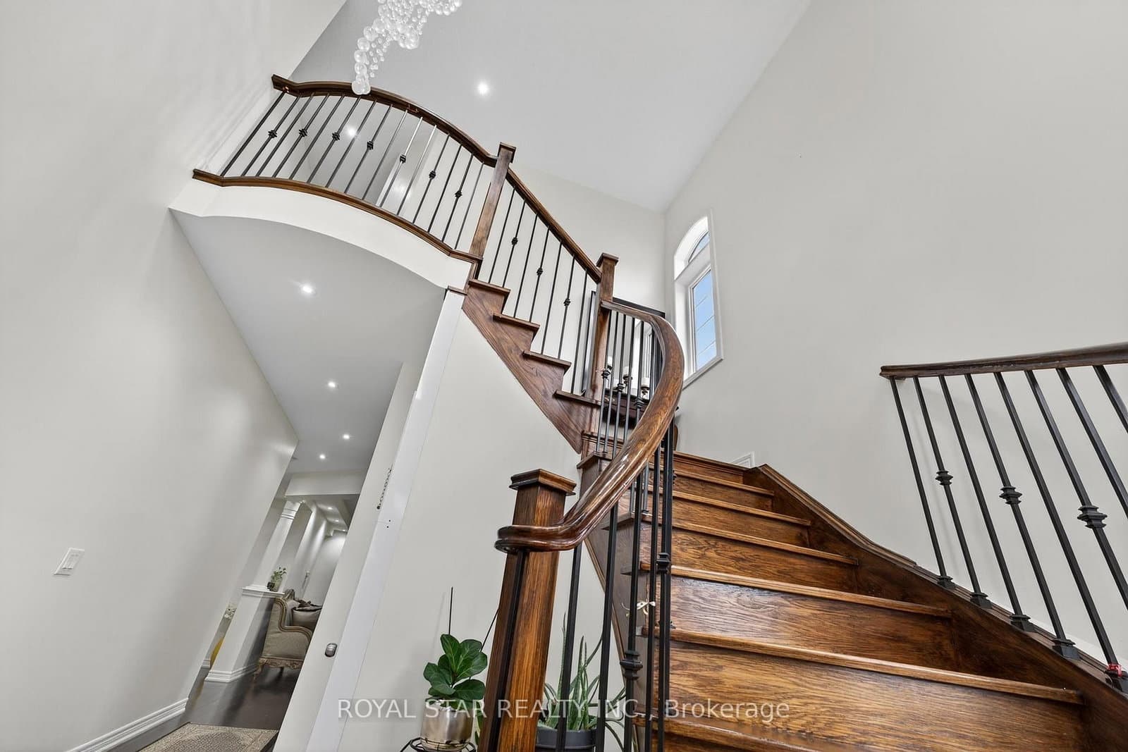 61 Aldersgate Drive thumbnail 10