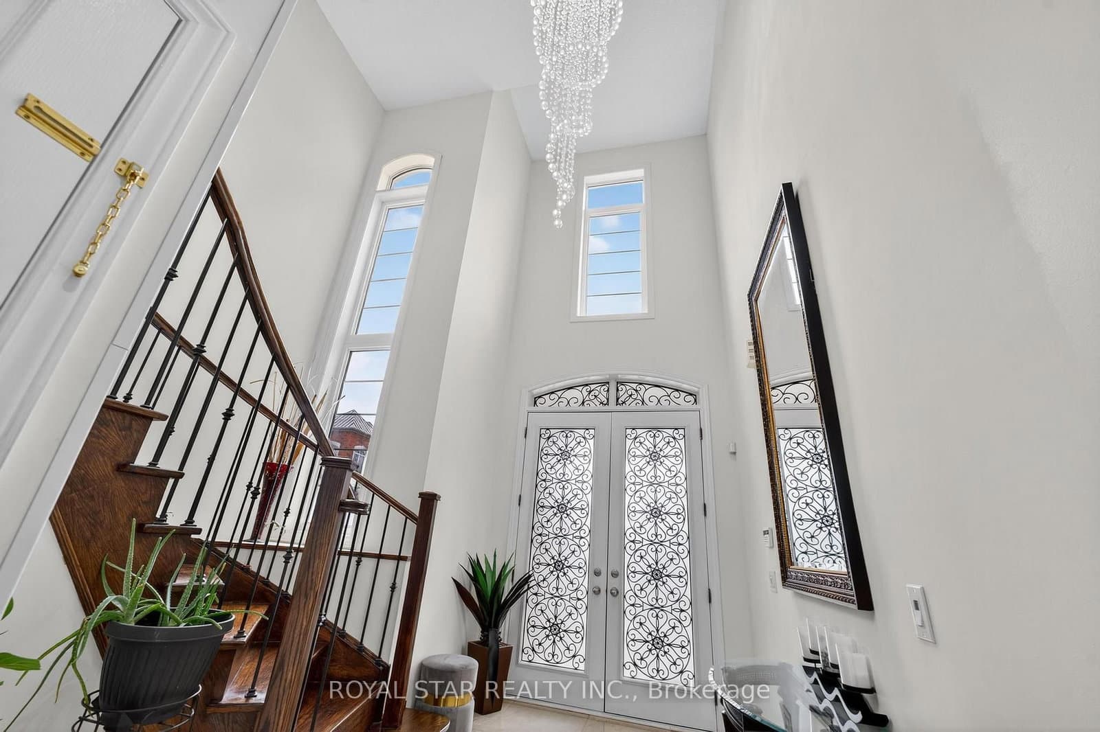 61 Aldersgate Drive thumbnail 25