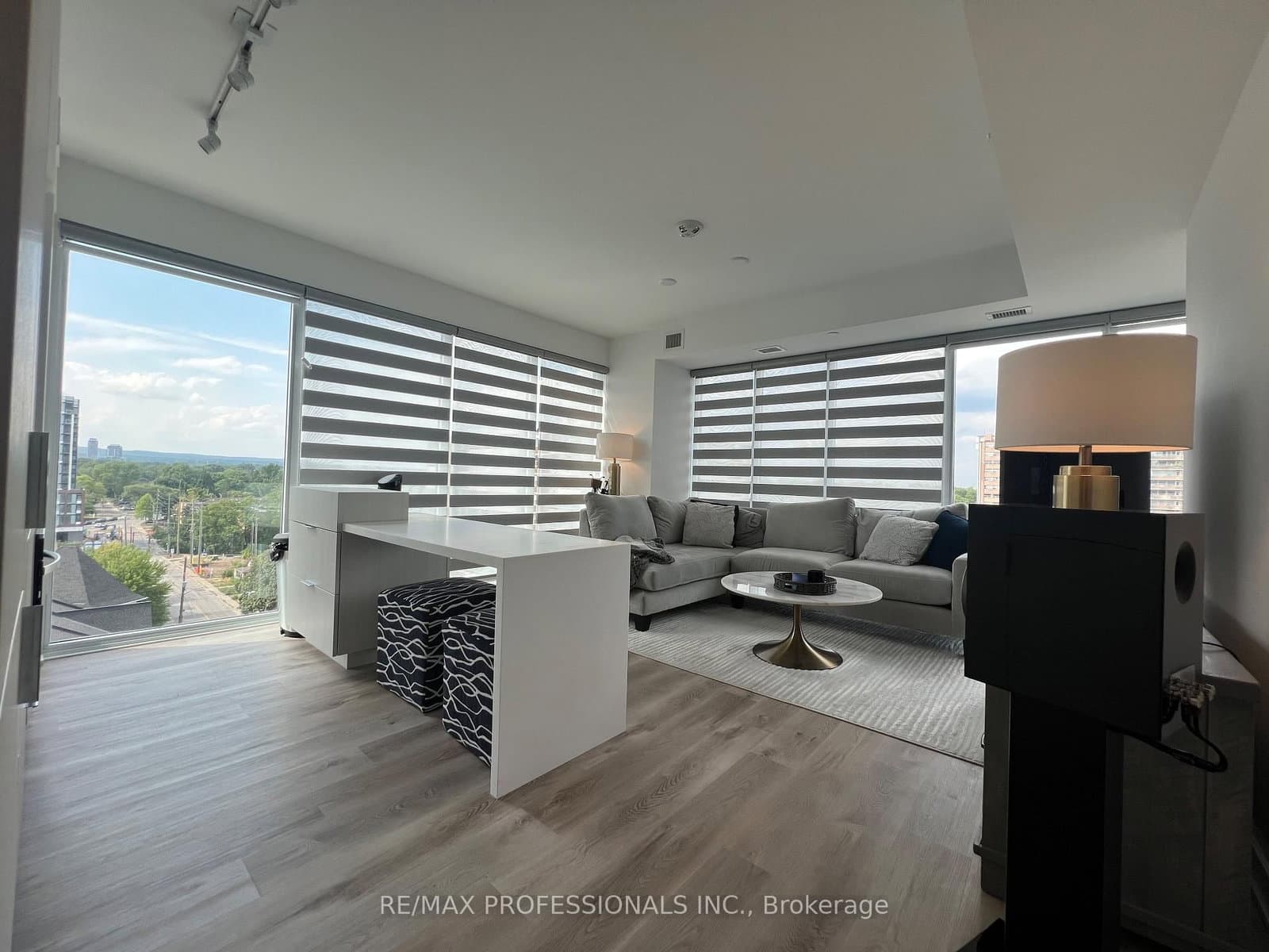 370 Martha Street, Unit 802 thumbnail 14