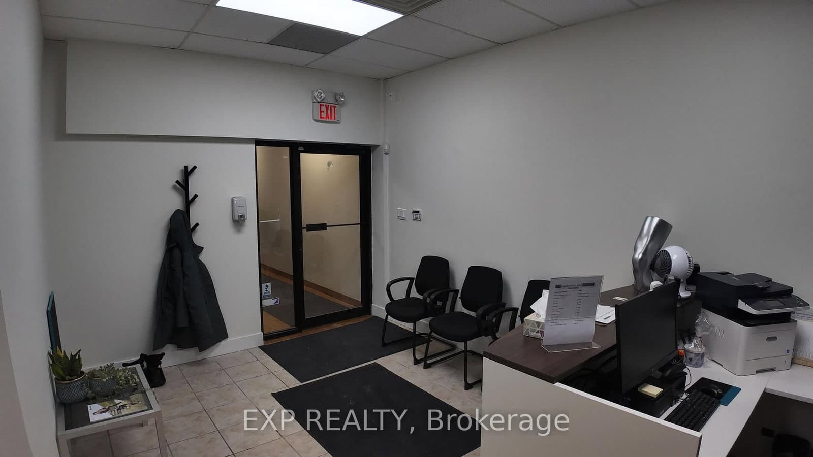 2325 Hurontario Street, Unit 18A thumbnail 3