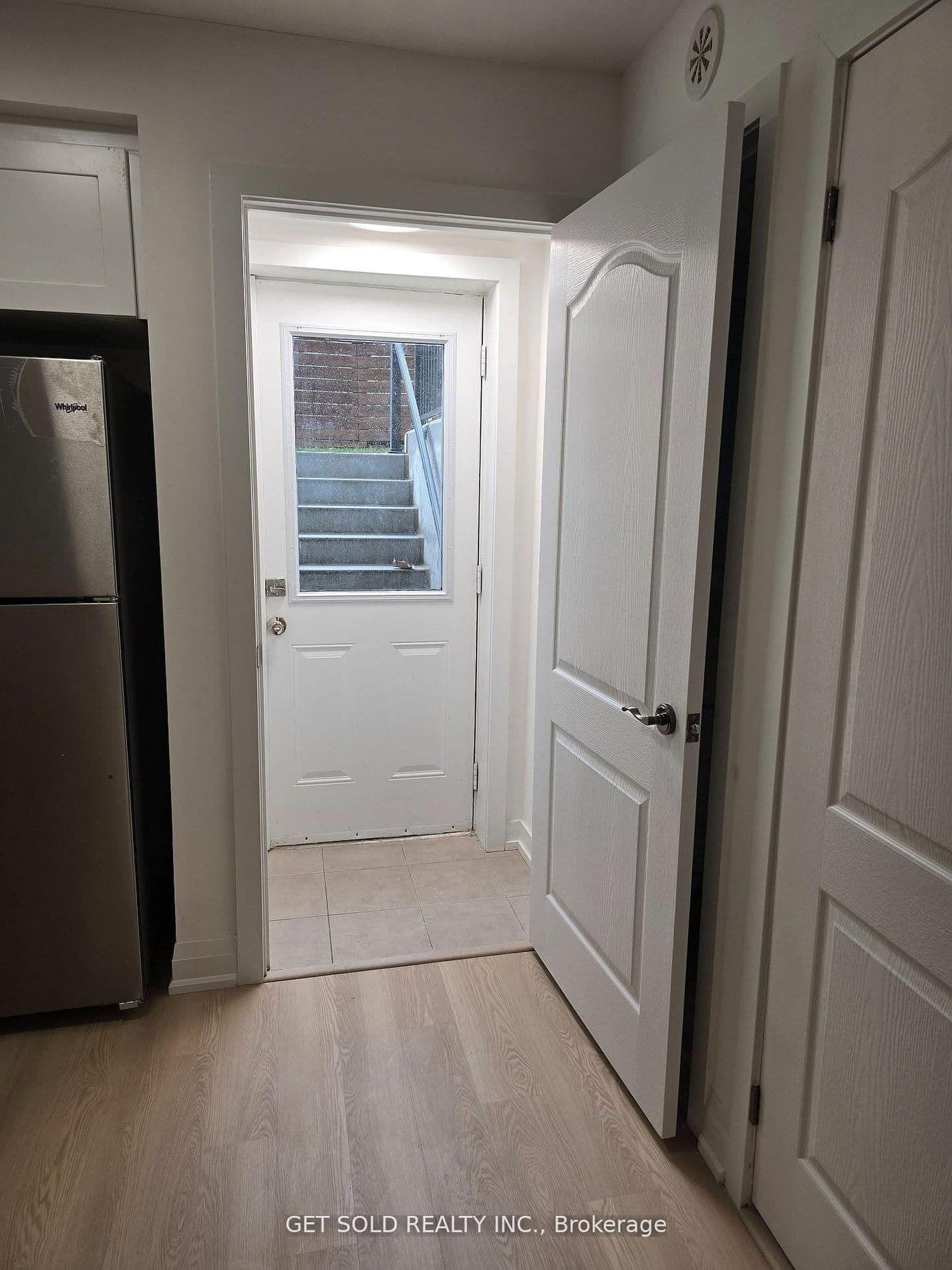 8 Drummond Street, Unit 421 thumbnail 9