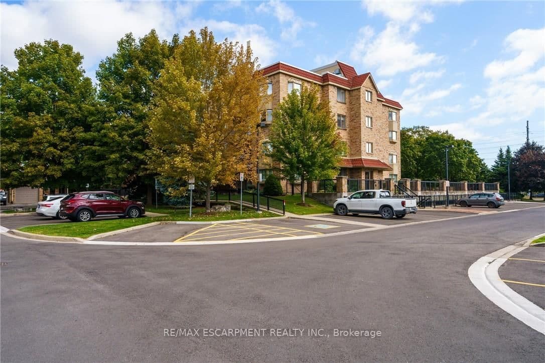 3499 UPPER MIDDLE Road, Unit 211 thumbnail 42