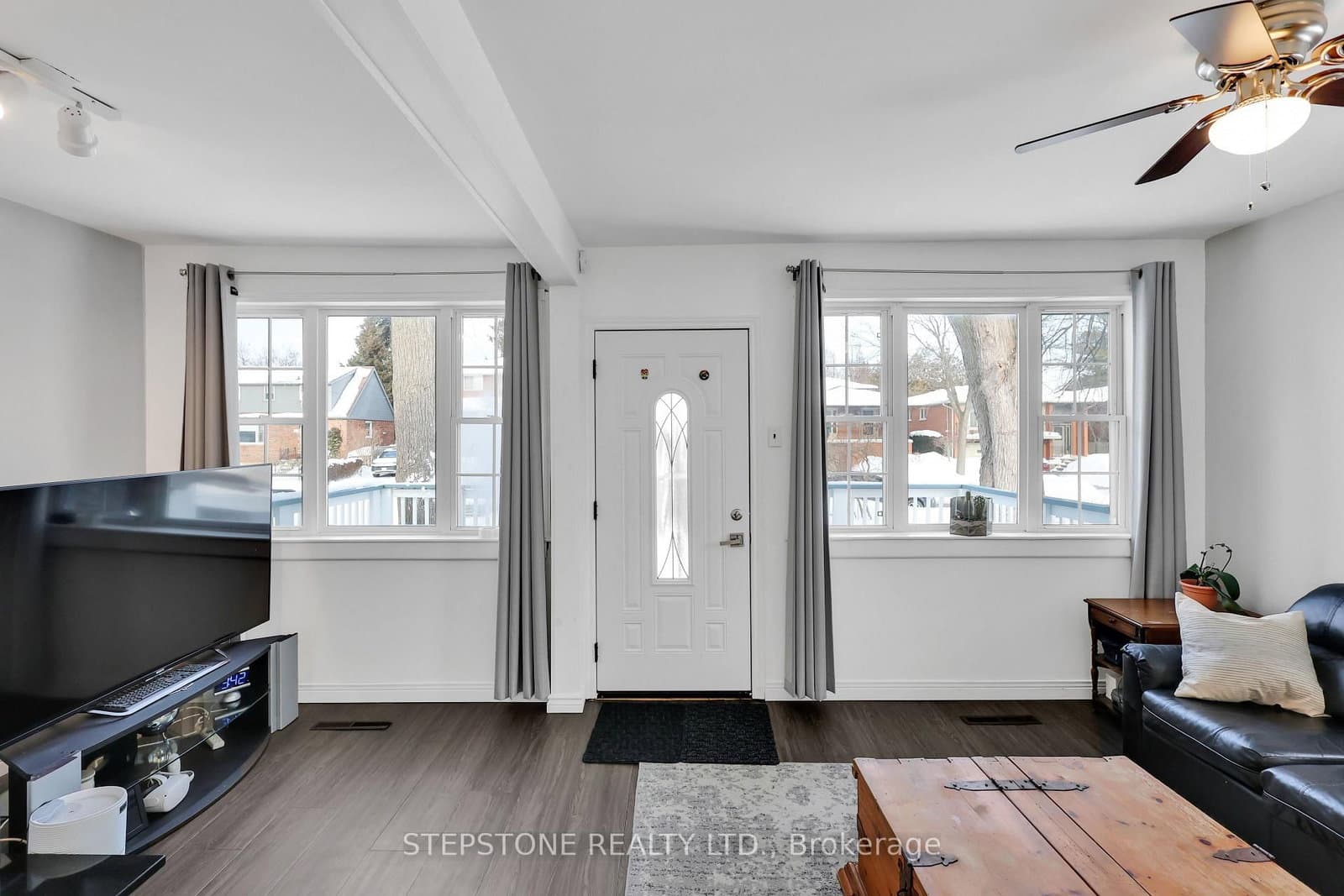 56 41st Street W thumbnail 14