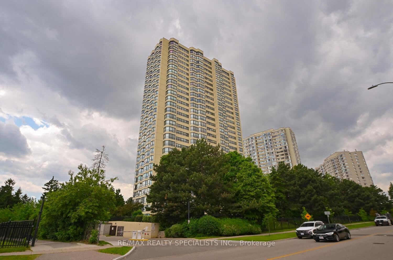 8 Lisa Street, Unit 1901 thumbnail 26