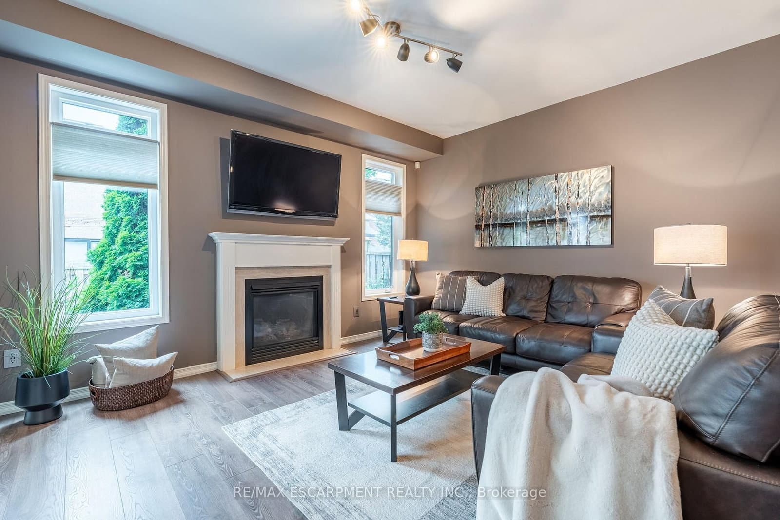 4670 Huffman Road N thumbnail 13