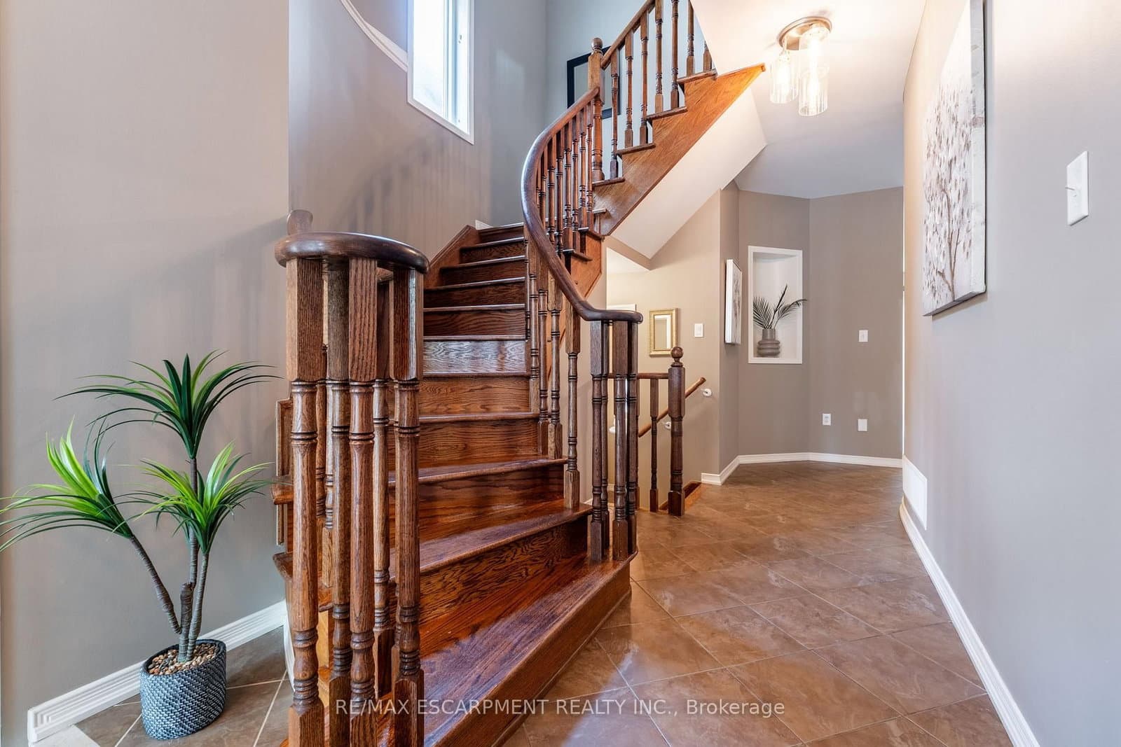 4670 Huffman Road N thumbnail 4
