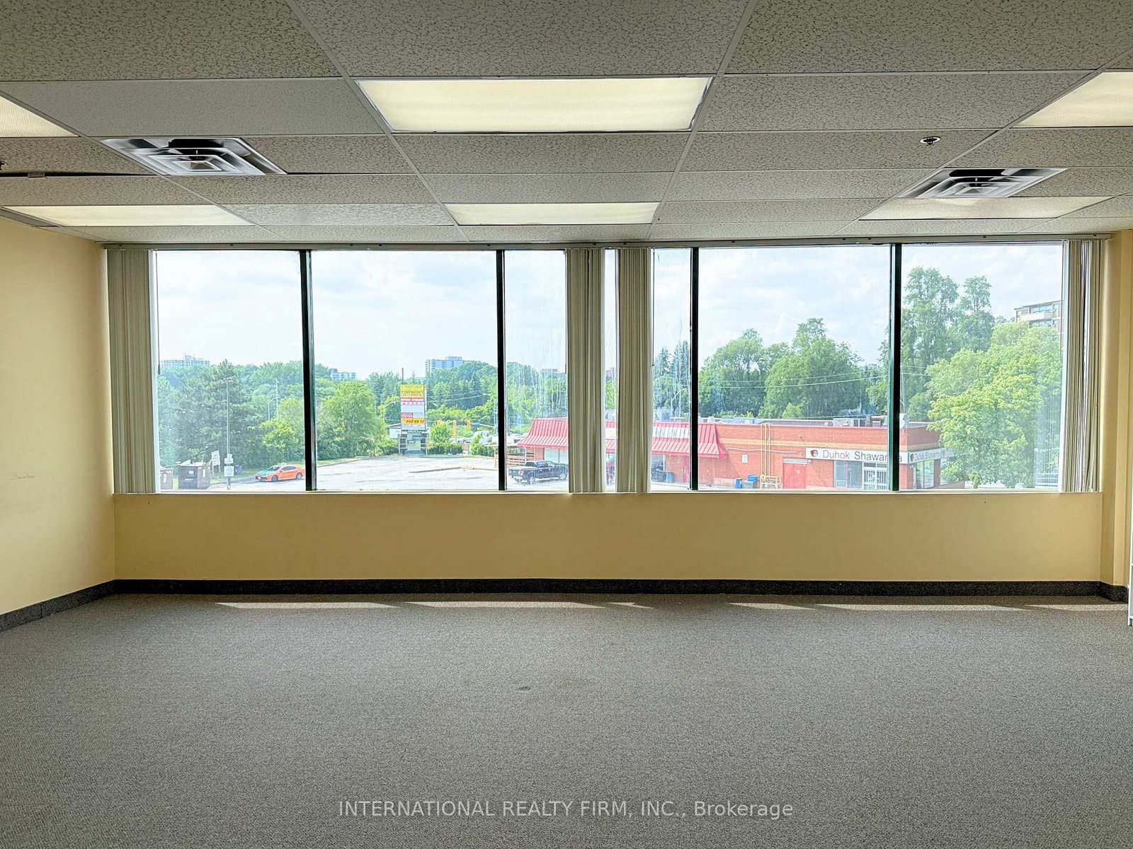 1635 Lawrence Avenue W, Unit 203 thumbnail 3