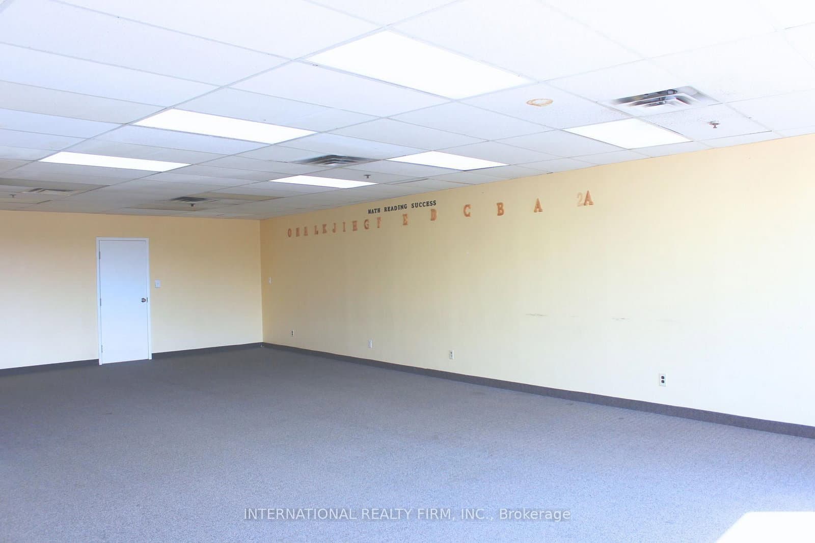 1635 Lawrence Avenue W, Unit 203 thumbnail 4