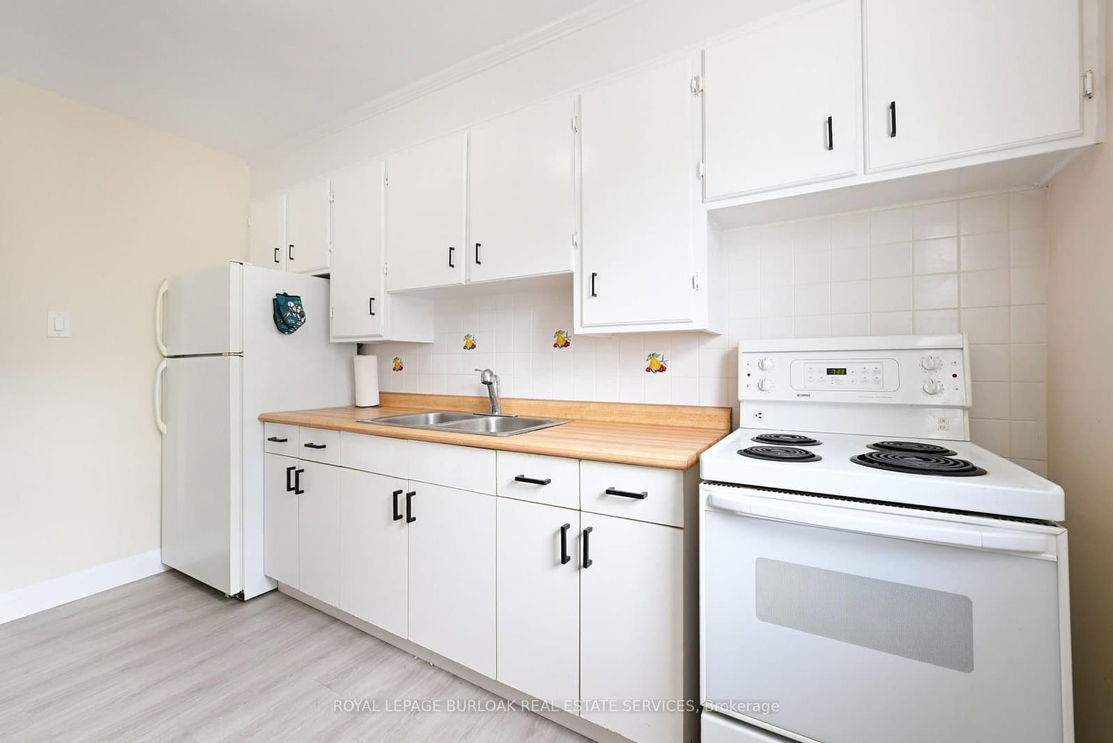 2418 New Street, Unit 11 thumbnail 16