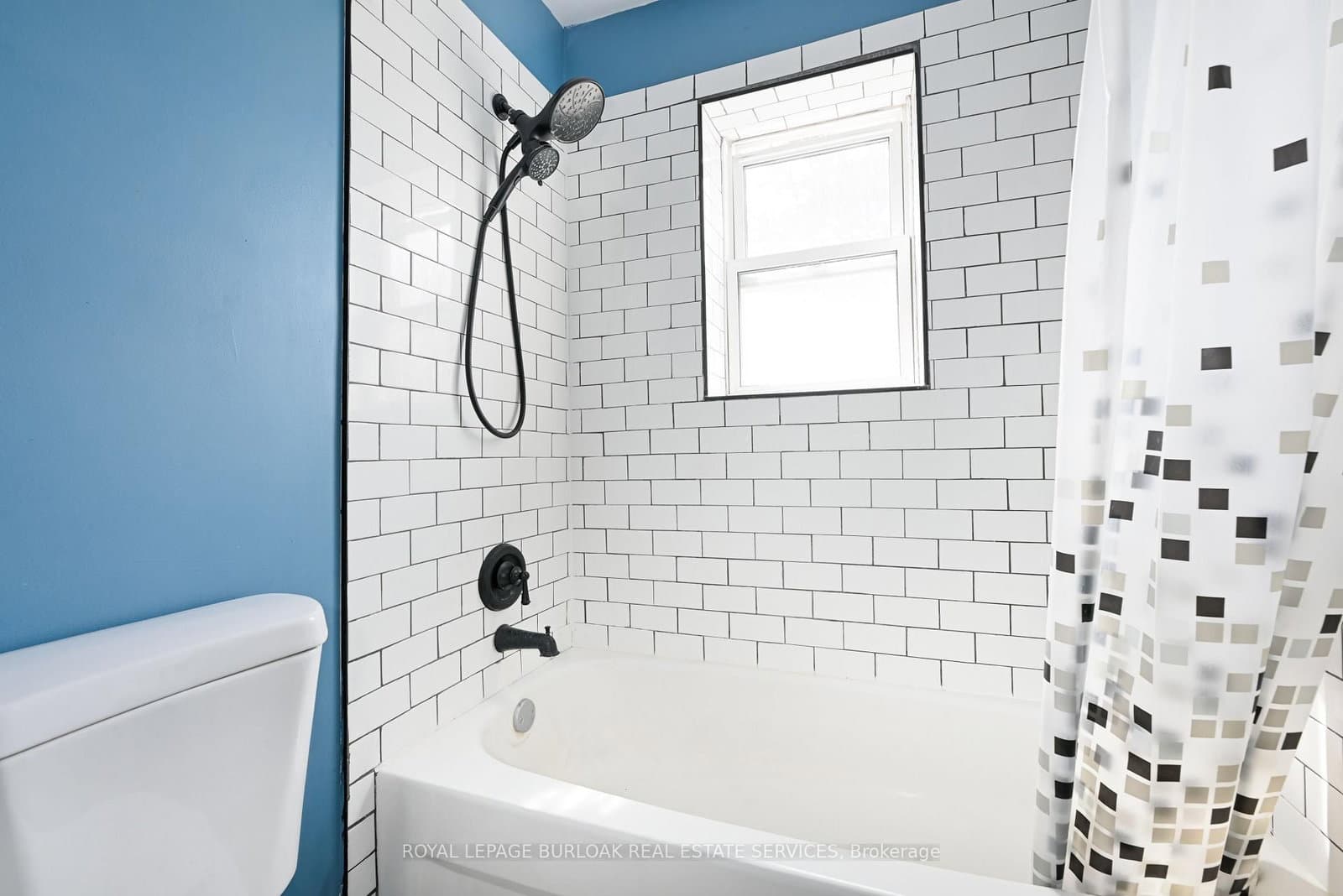 2418 New Street, Unit 11 thumbnail 21