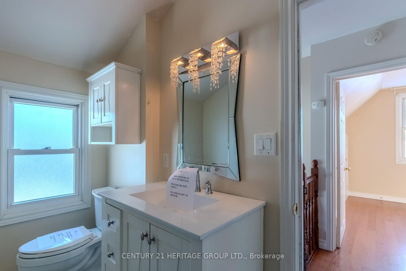 2232 Queensway Drive thumbnail 11