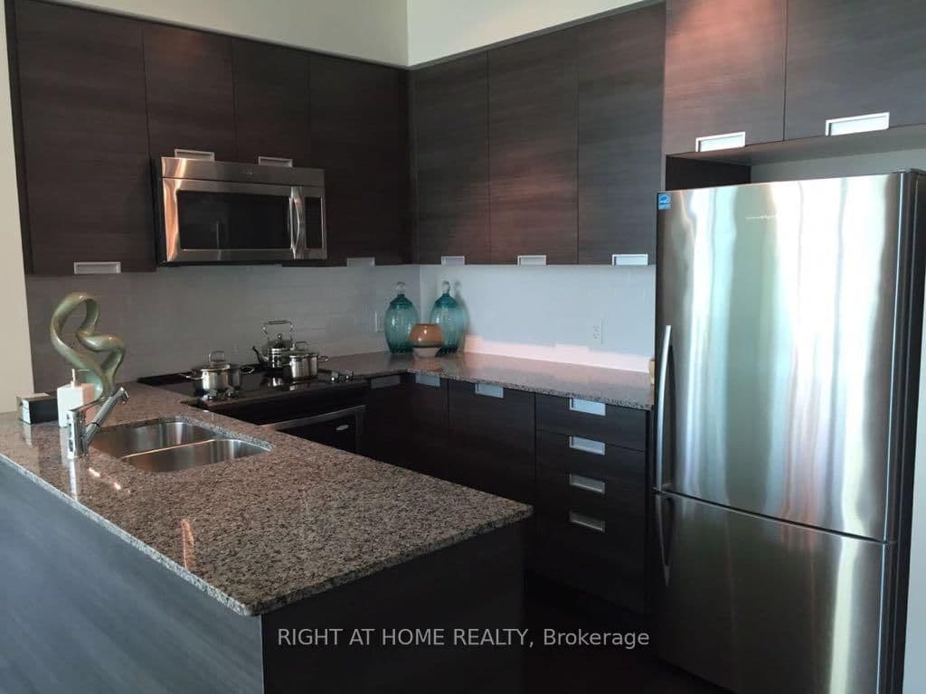 5025 Four Springs Avenue, Unit 1407 thumbnail 11