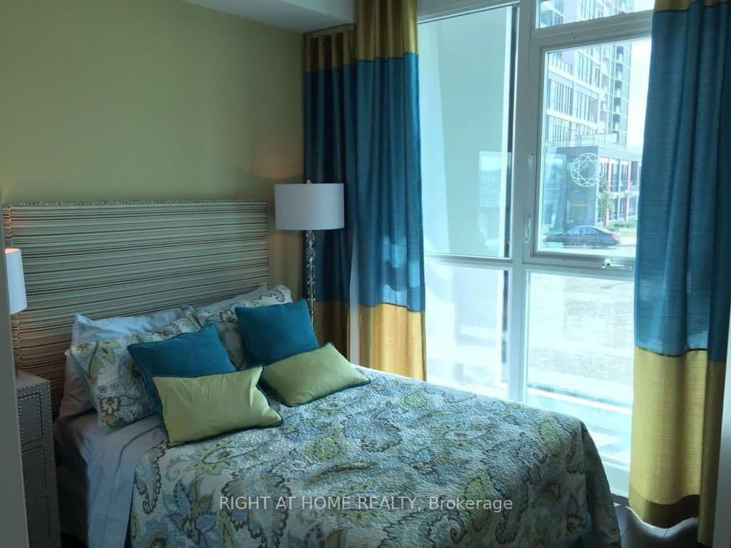 5025 Four Springs Avenue, Unit 1407 thumbnail 20