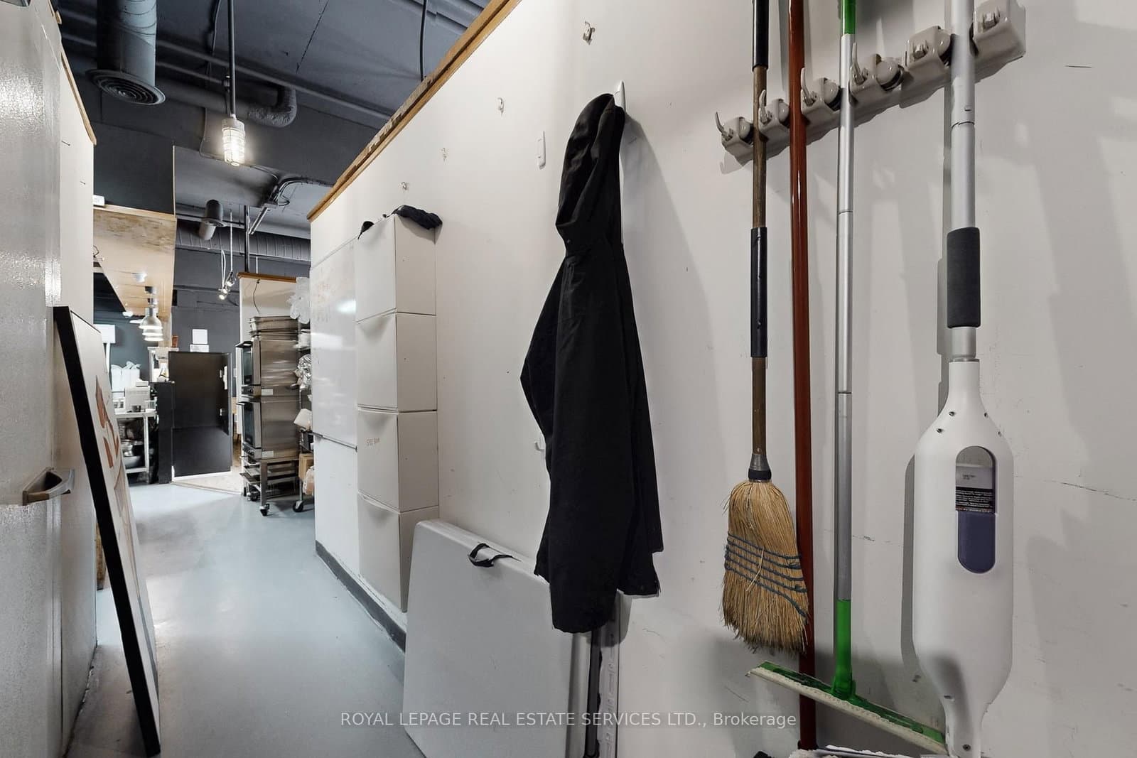 399 Elizabeth Street, Unit 6 thumbnail 28