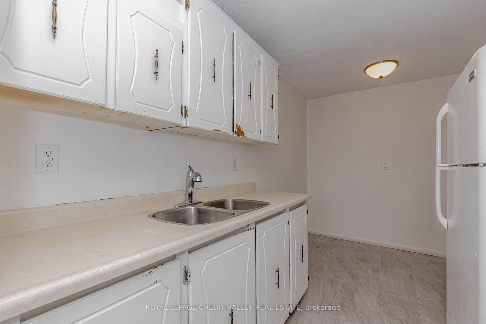 3120 Kirwin Avenue, Unit 501 thumbnail 23