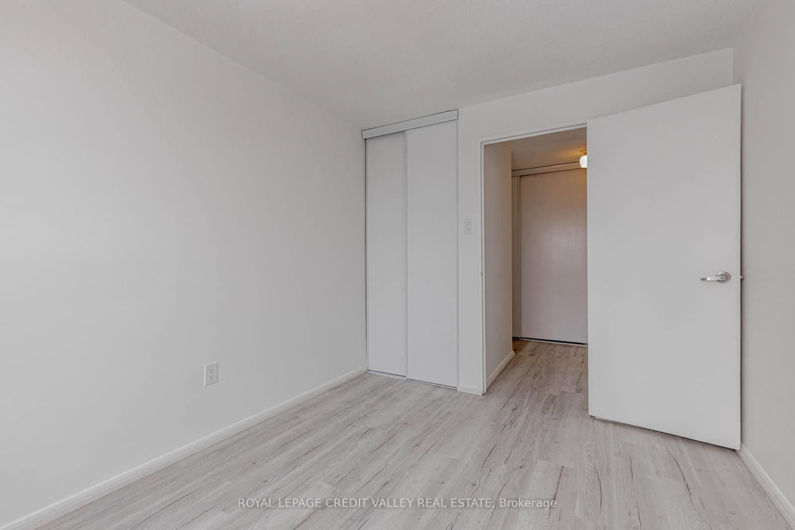 3120 Kirwin Avenue, Unit 501 thumbnail 36