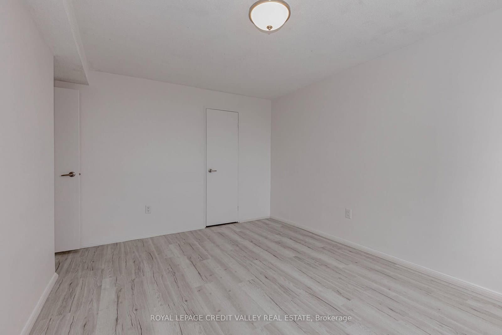 3120 Kirwin Avenue, Unit 501 thumbnail 37