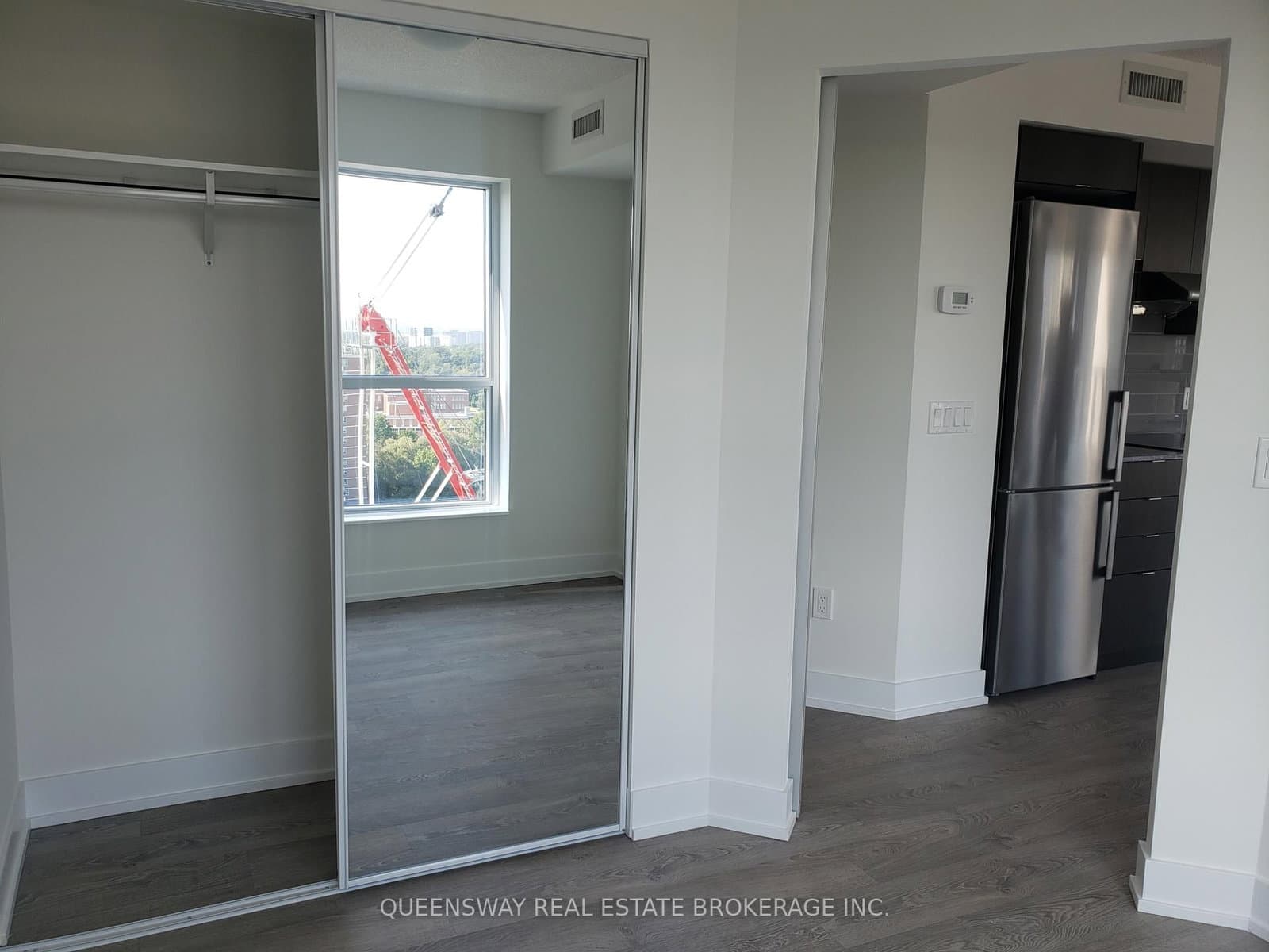 7 Mabelle Avenue, Unit 1504 thumbnail 12