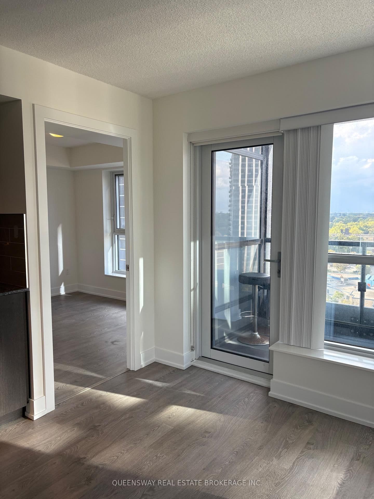 7 Mabelle Avenue, Unit 1504 thumbnail 18