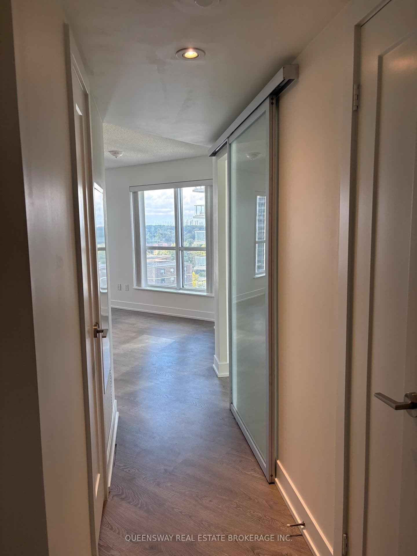 7 Mabelle Avenue, Unit 1504 thumbnail 20