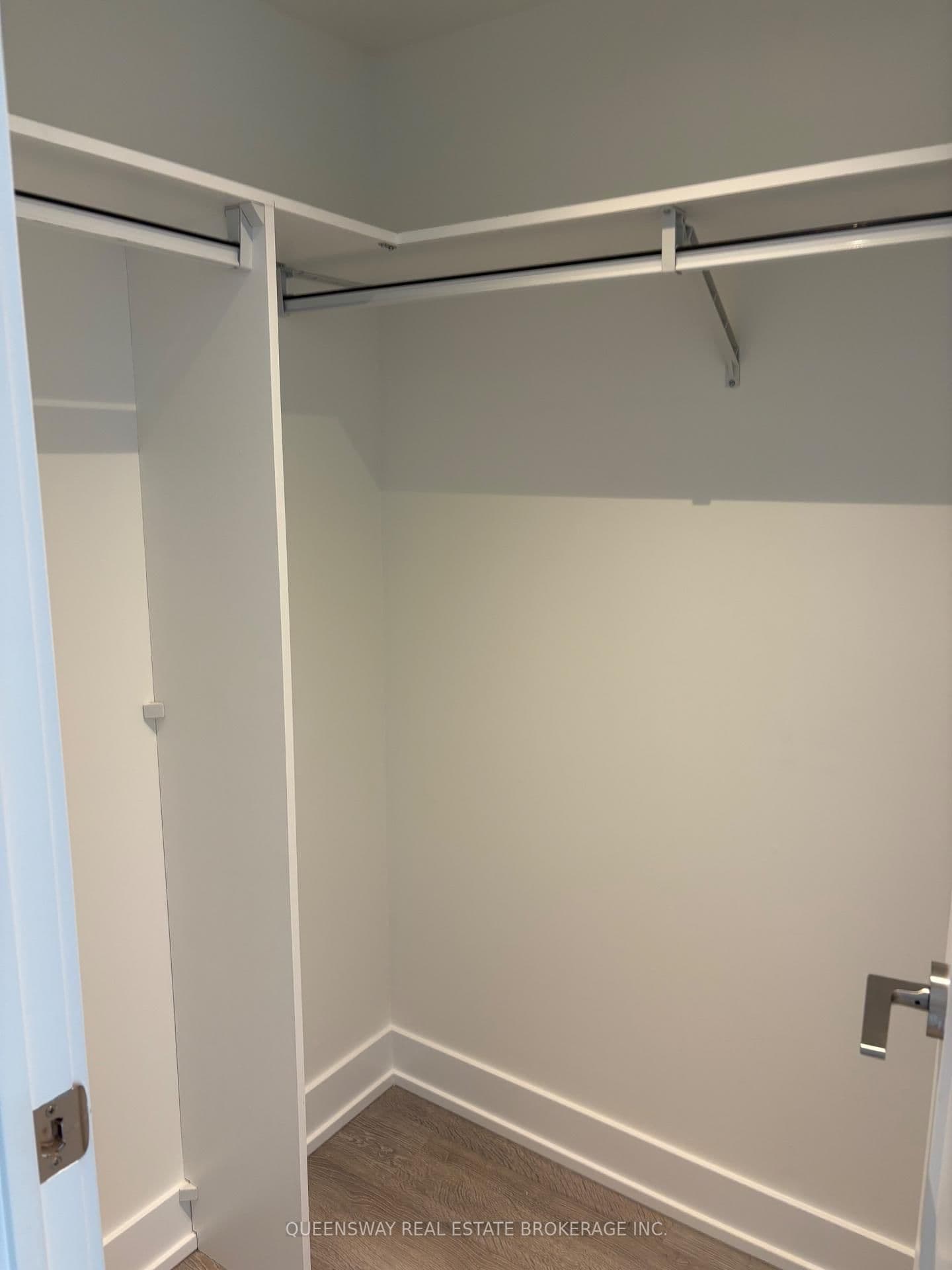 7 Mabelle Avenue, Unit 1504 thumbnail 22