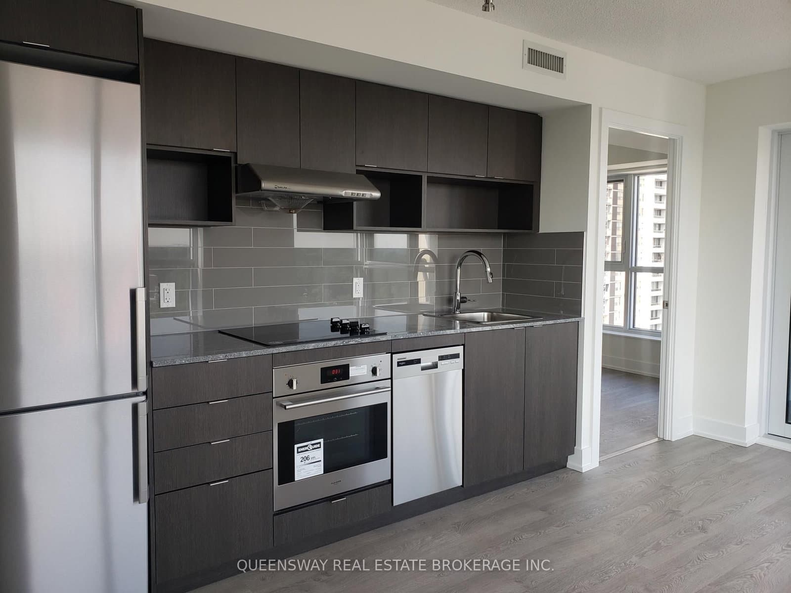 7 Mabelle Avenue, Unit 1504 thumbnail 3